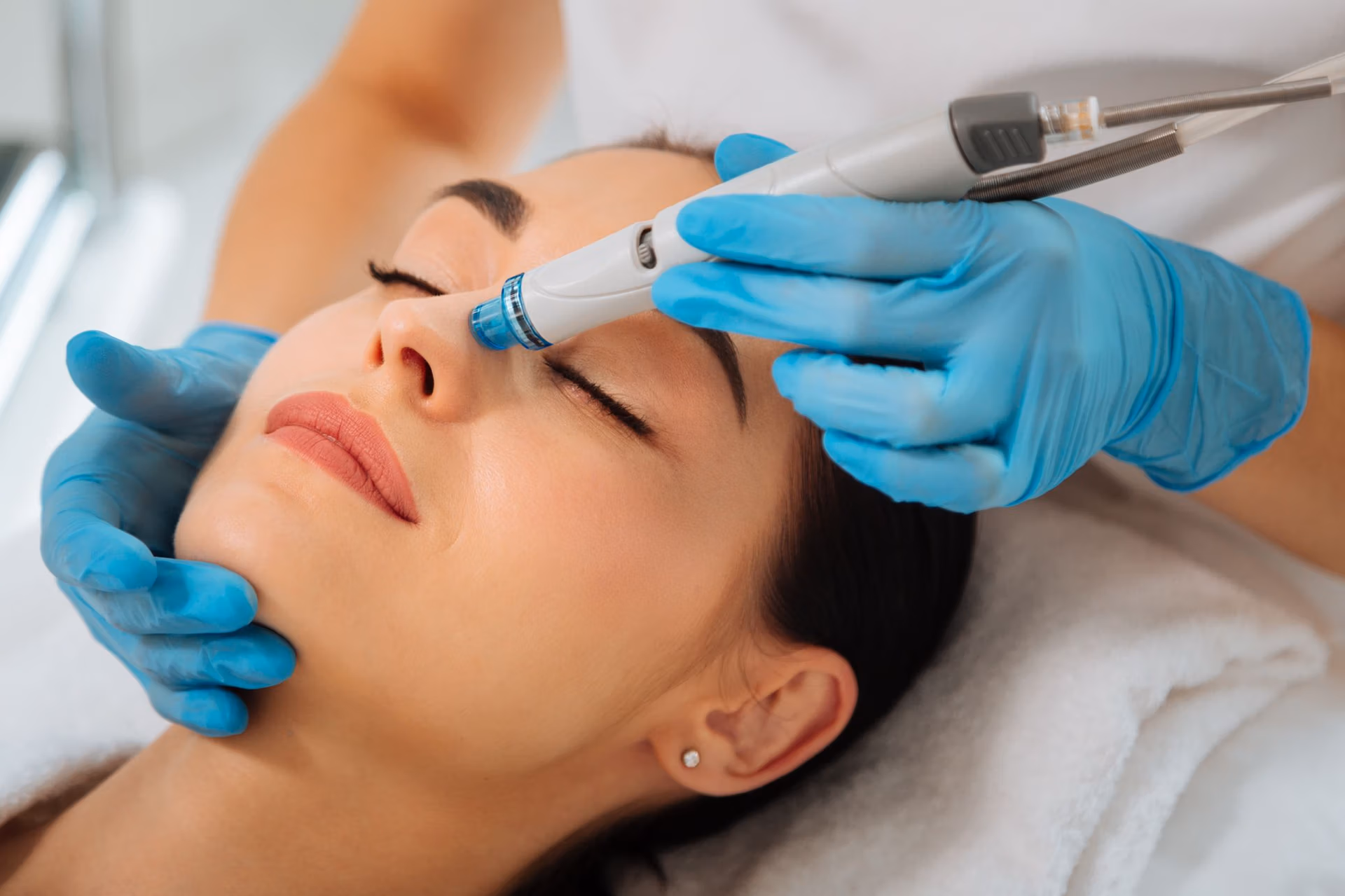 Hydradermabrasion & Hydro-Facial Treatments Hydradermabrasion & Hydro-Facial Treatments
